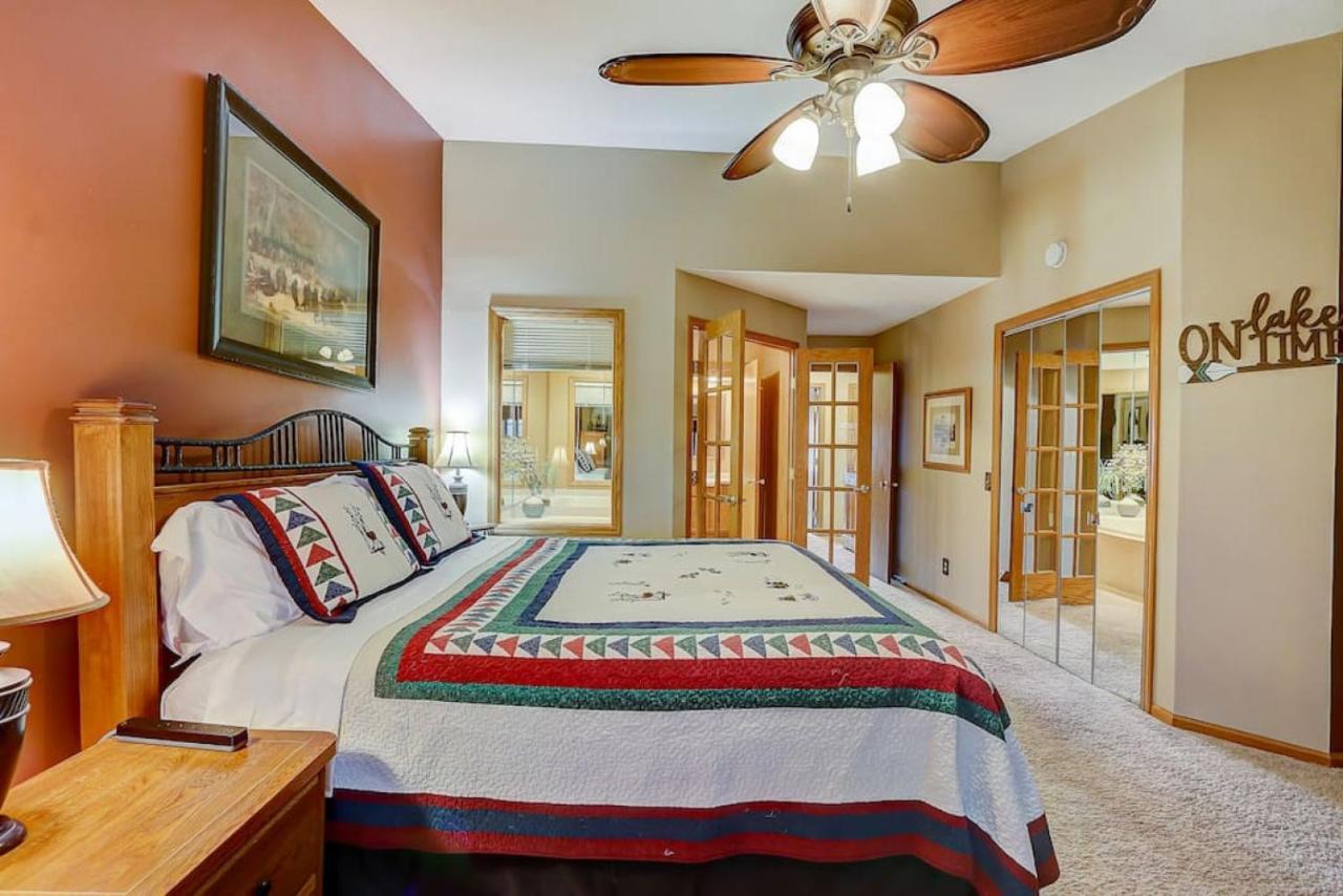 Brown Family Condo For Families Golf Trips And Girls Getaways Wisconsin Dells Luaran gambar