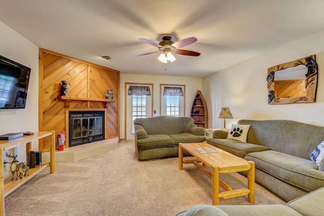 Brown Family Condo For Families Golf Trips And Girls Getaways Wisconsin Dells Luaran gambar